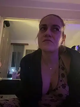  linarose online show from 02-09-25, 12:28