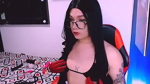 Snapshot of bubble_red chatting on 10-17-25, 10:23 bubble red online show from 10-17-25, 10:23