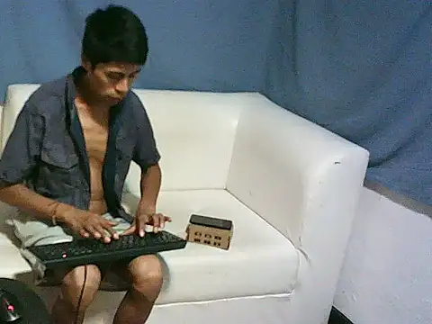 dani07- online show from 02-07-25, 10:20