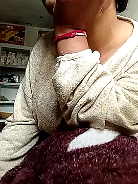 ruhi2003 online show from 12-02-24, 04:20