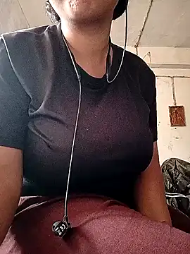 ruhi2003 online show from 02-14-25, 12:36