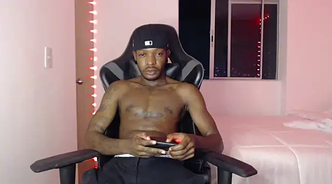 Snapshot of asaapr chatting on 01-18-25, 06:56 asaapr online show from 01-18-25, 06:56