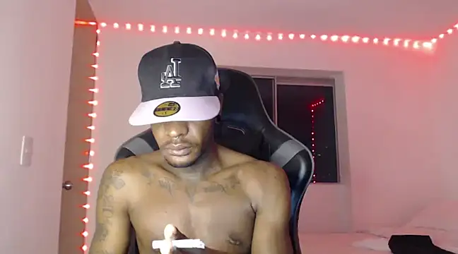 Snapshot of asaapr chatting on 01-18-25, 10:06 asaapr online show from 01-18-25, 10:06