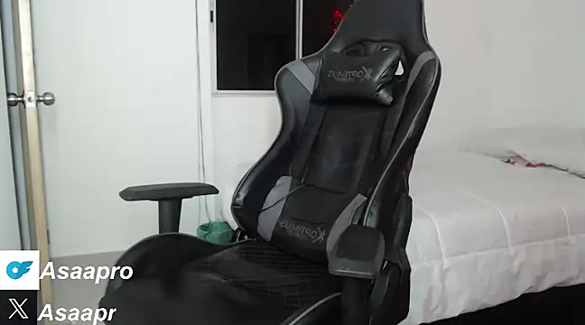 Snapshot of asaapr chatting on 02-20-25, 10:16 asaapr online show from 02-20-25, 10:16