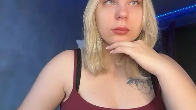 Thalia  Star online show from 12-18-25, 09:15