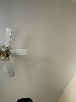 Snapshot of choclatepeaach chatting on 11-02-25, 03:03 choclatepeaach online show from 11-02-25, 03:03