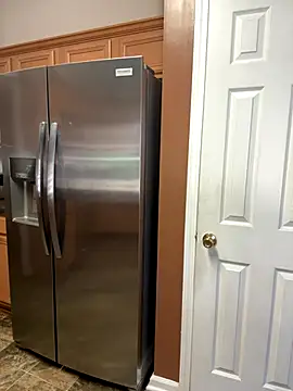 Snapshot of choclatepeaach chatting on 11-03-25, 06:31 choclatepeaach online show from 11-03-25, 06:31