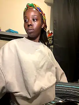 Snapshot of choclatepeaach chatting on 11-11-25, 12:49 choclatepeaach online show from 11-11-25, 12:49