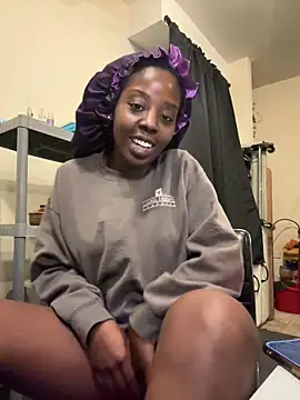 Snapshot of choclatepeaach chatting on 11-13-25, 01:10 choclatepeaach online show from 11-13-25, 01:10