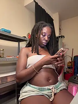 Snapshot of choclatepeaach chatting on 11-23-25, 12:21 choclatepeaach online show from 11-23-25, 12:21