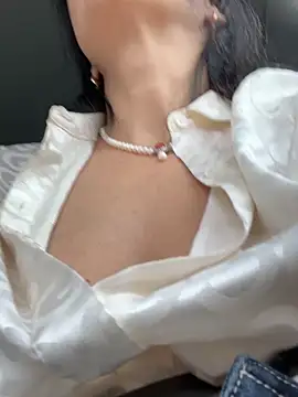 -OLYA- online show from 02-26-25, 12:47