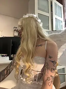 babydolll online show from 10-31-25, 04:19