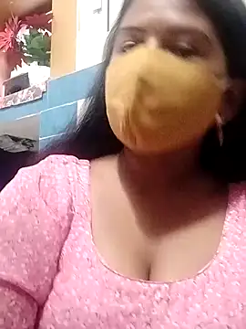 Snapshot of Dr_Chhaya chatting on 09-10-25, 06:35 Dr Chhaya online show from 09-10-25, 06:35