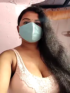 Snapshot of Dr_Chhaya chatting on 02-12-26, 05:30 Dr Chhaya online show from 02-12-26, 05:30