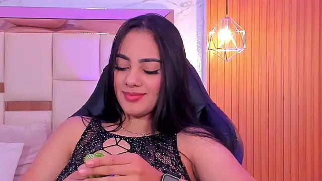 mallie quinn online show from 01-14-25, 04:08