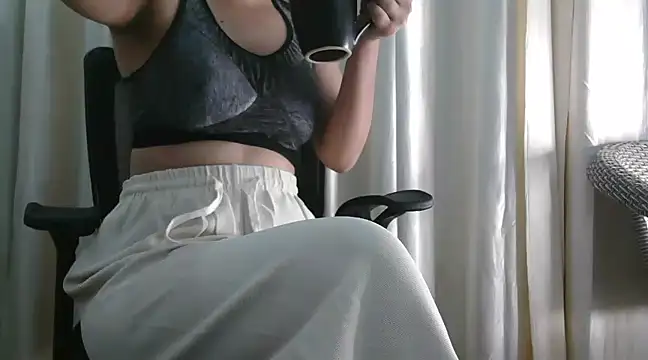 Snapshot of ELSA_NATHALY chatting on 12-05-24, 09:17 ELSA NATHALY online show from 12-05-24, 09:17