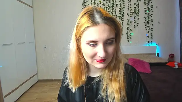 Miss Elsa  online show from 03-14-25, 02:31