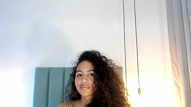 Snapshot of AntonellaHall_ chatting on 01-10-25, 05:56 AntonellaHall online show from 01-10-25, 05:56
