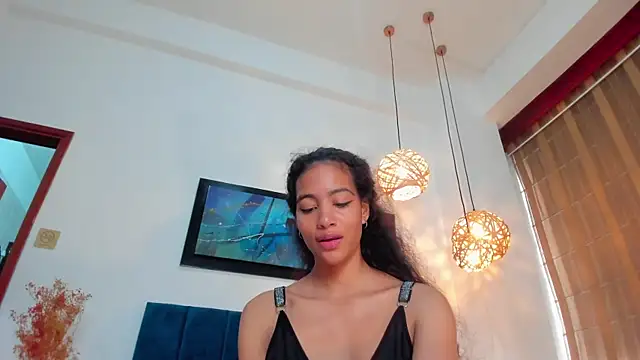 Snapshot of AntonellaHall_ chatting on 02-04-25, 03:15 AntonellaHall online show from 02-04-25, 03:15