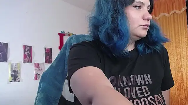 Snapshot of gigiqueen_18 chatting on 11-10-25, 07:24 gigiqueen 18 online show from 11-10-25, 07:24