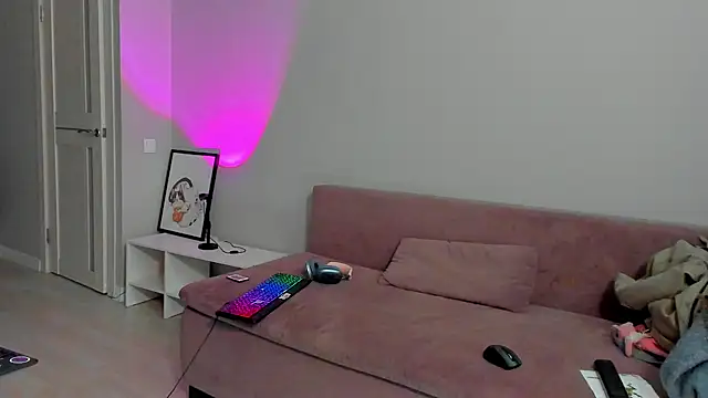 EllaSky xoxo online show from 01-31-25, 08:22