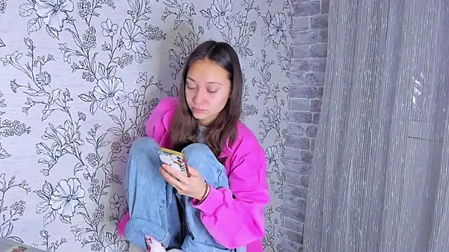 EllaSky xoxo online show from 11-10-25, 09:47