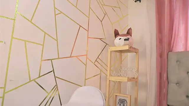 Alyssa jones online show from 12-13-24, 06:16