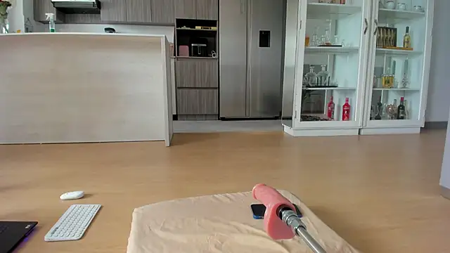 laupalacio777 online show from 09-17-25, 05:25