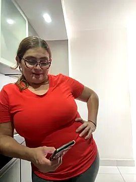 AntonellaAlondra4 online show from 10-28-25, 03:25