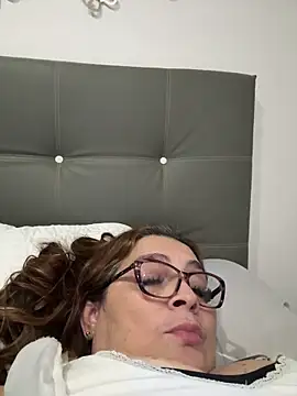 Snapshot of AntonellaAlondra4 chatting on 02-03-26, 03:37 AntonellaAlondra4 online show from 02-03-26, 03:37