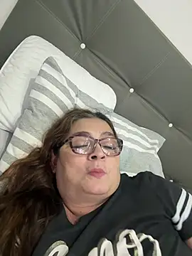 Snapshot of AntonellaAlondra4 chatting on 02-11-26, 03:00 AntonellaAlondra4 online show from 02-11-26, 03:00