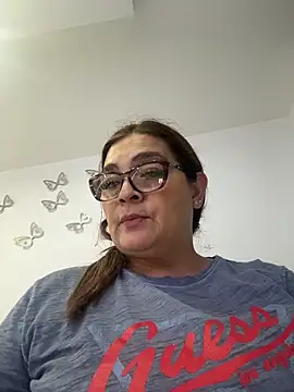 Snapshot of AntonellaAlondra4 chatting on 02-26-26, 07:02 AntonellaAlondra4 online show from 02-26-26, 07:02