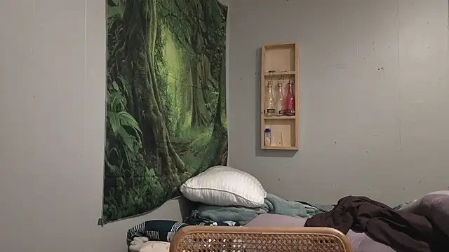 Snapshot of ThickGirlsDoItBetter chatting on 03-23-25, 01:09 ThickGirlsDoItBetter online show from 03-23-25, 01:09