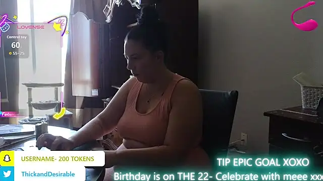 Snapshot of ThickGirlsDoItBetter chatting on 09-15-25, 07:25 ThickGirlsDoItBetter online show from 09-15-25, 07:25