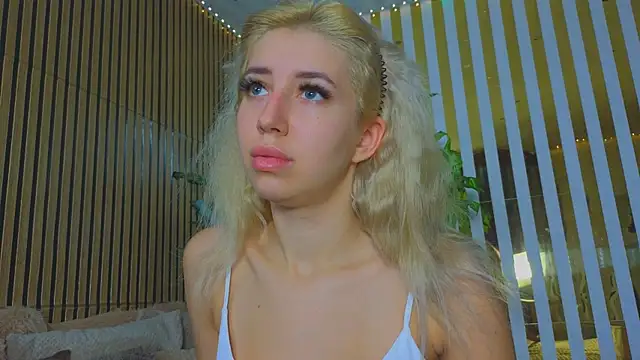 -Violetttttka online show from 10-06-25, 08:50