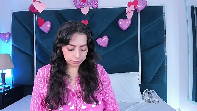 AlondraMendez online show from 02-18-25, 10:49