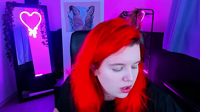 Snapshot of NielletaBlossom chatting on 01-03-25, 05:10 NielletaBlossom online show from 01-03-25, 05:10