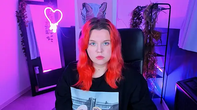 Snapshot of NielletaBlossom chatting on 02-21-25, 05:13 NielletaBlossom online show from 02-21-25, 05:13