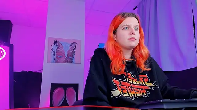 Snapshot of NielletaBlossom chatting on 03-12-25, 08:41 NielletaBlossom online show from 03-12-25, 08:41