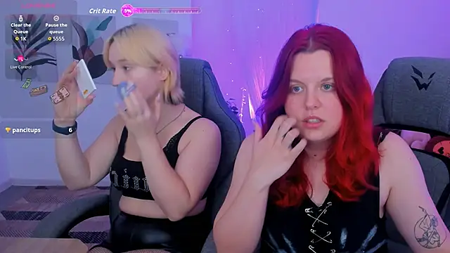 Snapshot of NielletaBlossom chatting on 10-31-25, 05:30 NielletaBlossom online show from 10-31-25, 05:30