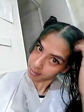 Snapshot of Alisson_420 chatting on 11-13-25, 07:24 Alisson 420 online show from 11-13-25, 07:24