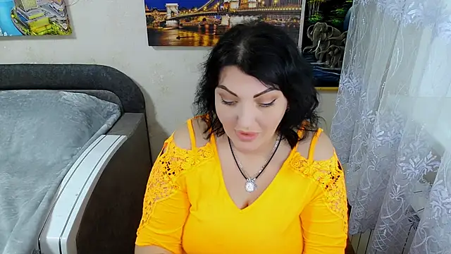 Lady Boom Wild  online show from 10-10-25, 02:38