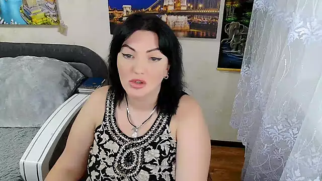 Lady Boom Wild  online show from 10-28-25, 05:59