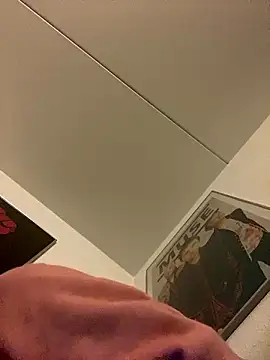 Snapshot of thetobmaster200 chatting on 12-06-24, 07:01 thetobmaster200 online show from 12-06-24, 07:01