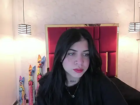 Snapshot of Violet_m chatting on 09-24-25, 11:46 Violet m online show from 09-24-25, 11:46