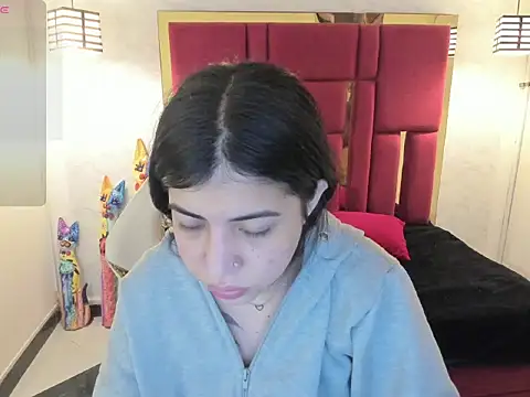 Violet m online show from 10-11-25, 11:31