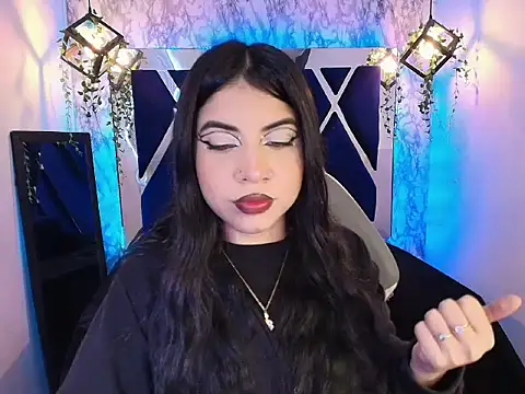 Violet m online show from 11-05-25, 01:33