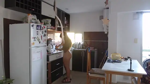 bunnylolaa4 online show from 02-16-26, 10:22