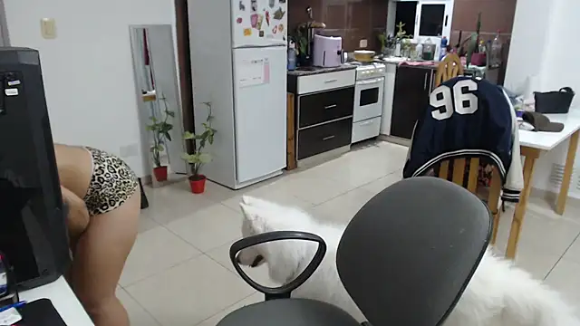 bunnylolaa4 online show from 03-10-26, 12:26