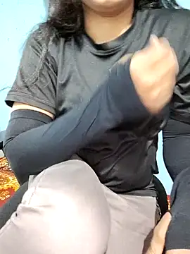 Snapshot of Kashish_SC chatting on 12-13-24, 08:20 Kashish SC online show from 12-13-24, 08:20